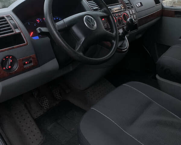 Зеленый Фольксваген Transporter, объемом двигателя 1.9 л и пробегом 341 тыс. км за 10300 $, фото 4 на Automoto.ua