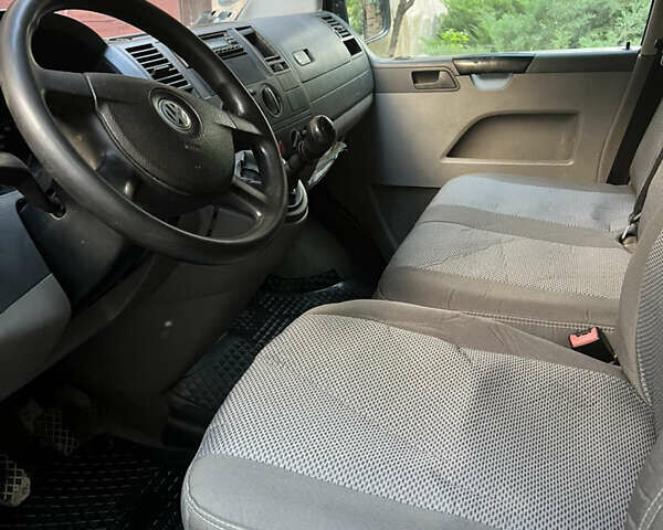 Зелений Фольксваген Transporter, об'ємом двигуна 1.9 л та пробігом 280 тис. км за 9500 $, фото 1 на Automoto.ua