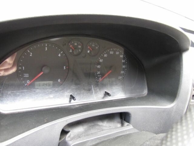 Зеленый Фольксваген Transporter, объемом двигателя 1.9 л и пробегом 196 тыс. км за 3300 $, фото 11 на Automoto.ua