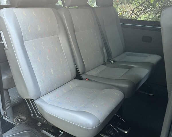 Зелений Фольксваген Transporter, об'ємом двигуна 1.9 л та пробігом 280 тис. км за 9500 $, фото 17 на Automoto.ua