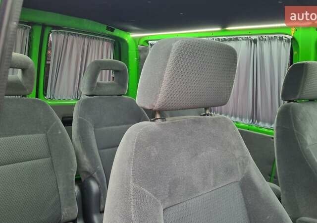 Зеленый Фольксваген Transporter, объемом двигателя 2.5 л и пробегом 285 тыс. км за 10800 $, фото 12 на Automoto.ua