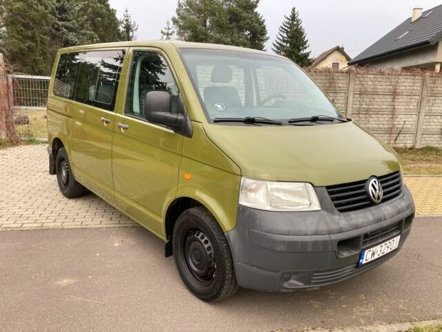 Зеленый Фольксваген Transporter, объемом двигателя 2 л и пробегом 198 тыс. км за 3200 $, фото 1 на Automoto.ua