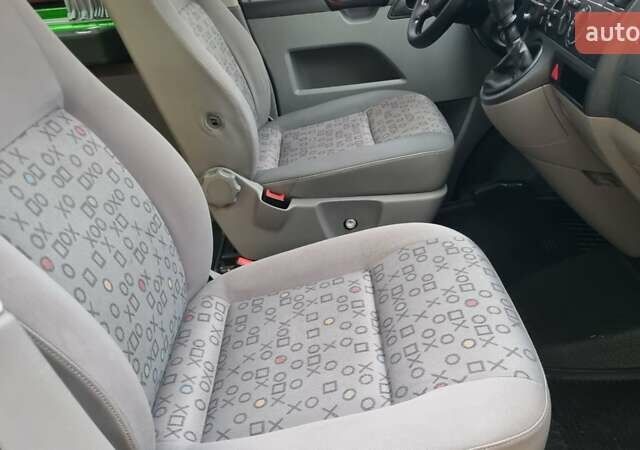 Зеленый Фольксваген Transporter, объемом двигателя 2.5 л и пробегом 285 тыс. км за 10800 $, фото 16 на Automoto.ua