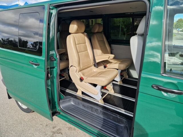 Зеленый Фольксваген Transporter, объемом двигателя 2 л и пробегом 247 тыс. км за 13800 $, фото 11 на Automoto.ua