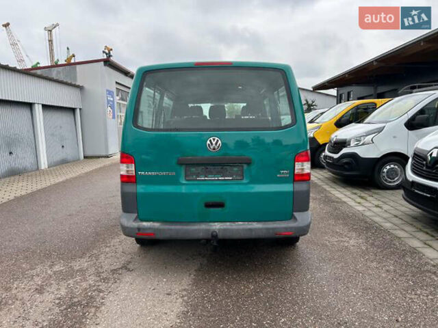 Зелений Фольксваген Transporter, об'ємом двигуна 2 л та пробігом 311 тис. км за 15000 $, фото 19 на Automoto.ua