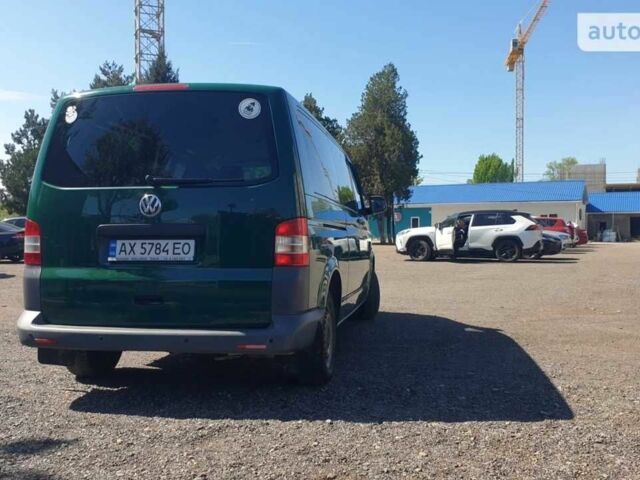 Зелений Фольксваген Transporter, об'ємом двигуна 2 л та пробігом 345 тис. км за 13500 $, фото 3 на Automoto.ua
