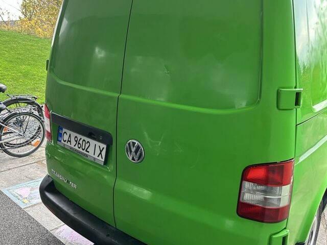 Зеленый Фольксваген Transporter, объемом двигателя 2 л и пробегом 3 тыс. км за 10700 $, фото 2 на Automoto.ua