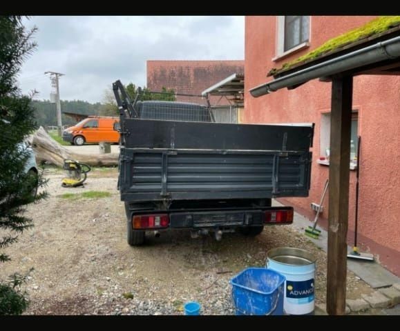 Зеленый Фольксваген Transporter, объемом двигателя 1.9 л и пробегом 168 тыс. км за 2746 $, фото 2 на Automoto.ua