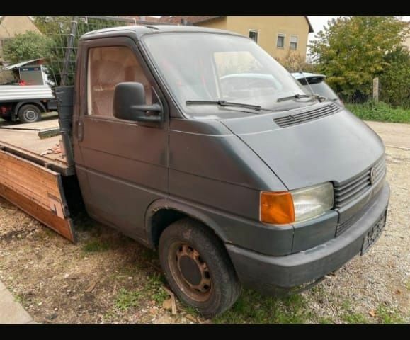 Зеленый Фольксваген Transporter, объемом двигателя 1.9 л и пробегом 168 тыс. км за 2746 $, фото 4 на Automoto.ua