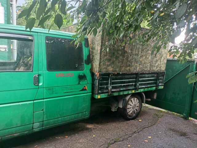 Зеленый Фольксваген Transporter, объемом двигателя 1 л и пробегом 1000 тыс. км за 2350 $, фото 3 на Automoto.ua