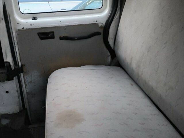 Зеленый Фольксваген Transporter, объемом двигателя 2.4 л и пробегом 216 тыс. км за 4100 $, фото 4 на Automoto.ua