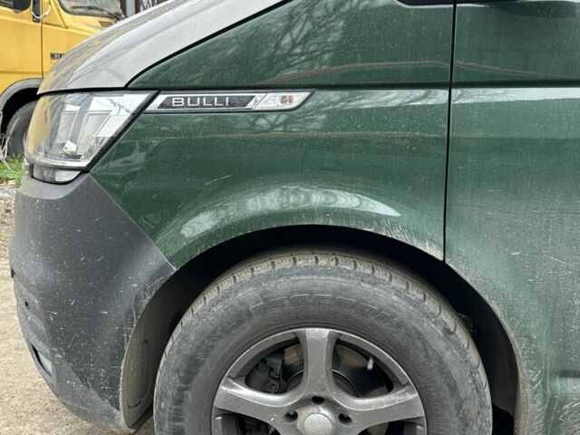 Зелений Фольксваген Transporter, об'ємом двигуна 2.5 л та пробігом 201 тис. км за 12200 $, фото 7 на Automoto.ua