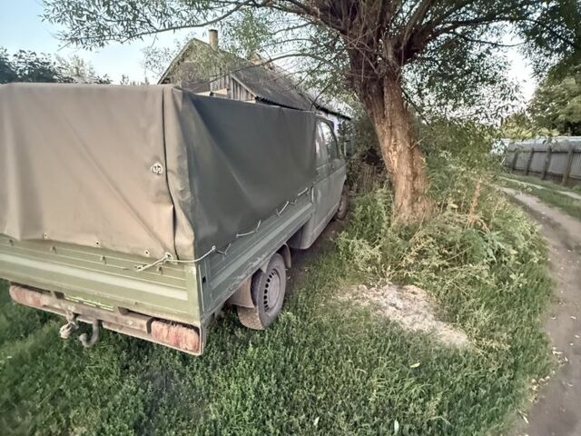 Зеленый Фольксваген Transporter, объемом двигателя 0 л и пробегом 300 тыс. км за 5200 $, фото 2 на Automoto.ua