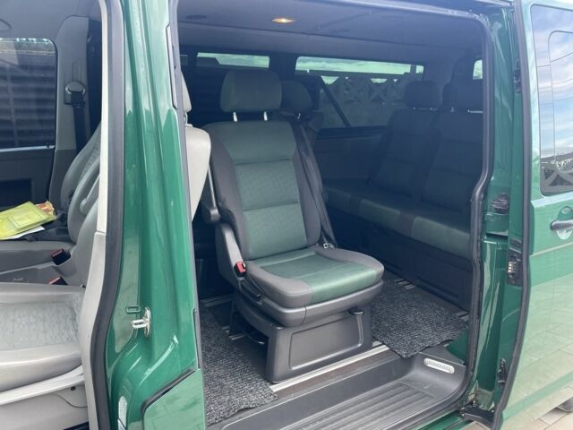 Зеленый Фольксваген Transporter, объемом двигателя 2 л и пробегом 331 тыс. км за 15100 $, фото 6 на Automoto.ua