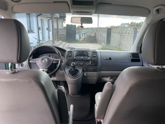 Зеленый Фольксваген Transporter, объемом двигателя 2 л и пробегом 331 тыс. км за 15100 $, фото 7 на Automoto.ua