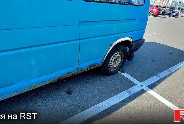 Фольксваген Transporter 1995 в Киеве на Automoto.ua Зеленый Фольксваген Transporter, объемом двигателя 2.4 л и пробегом 560 тыс. км за 3000 $, фото 3 на Automoto.ua