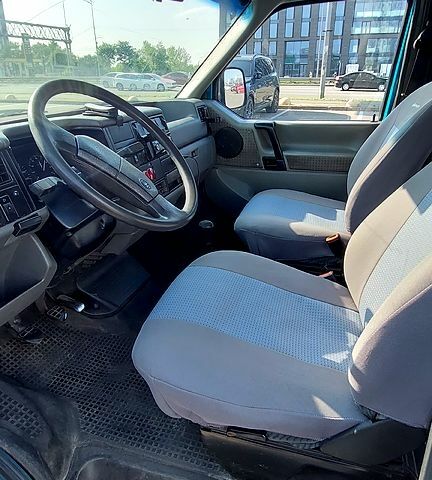 Фольксваген Transporter 1995 в Киеве на Automoto.ua Зеленый Фольксваген Transporter, объемом двигателя 2.4 л и пробегом 560 тыс. км за 3000 $, фото 4 на Automoto.ua