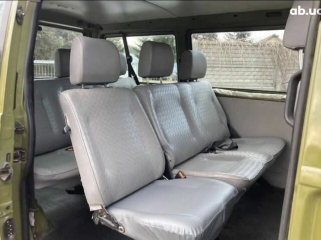 Фольксваген Transporter 2003 в Киеве на Automoto.ua Зеленый Фольксваген Transporter, объемом двигателя 0 л и пробегом 270 тыс. км за 2250 $, фото 5 на Automoto.ua