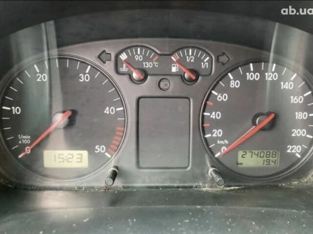 Фольксваген Transporter 2003 в Киеве на Automoto.ua Зеленый Фольксваген Transporter, объемом двигателя 0 л и пробегом 270 тыс. км за 2250 $, фото 8 на Automoto.ua