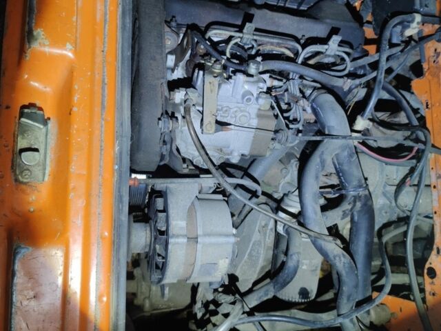 Оранжевый Фольксваген Transporter, объемом двигателя 1.6 л и пробегом 333 тыс. км за 594 $, фото 1 на Automoto.ua