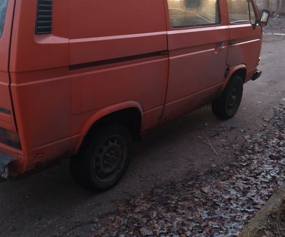 Оранжевый Фольксваген Transporter, объемом двигателя 0 л и пробегом 2 тыс. км за 1800 $, фото 3 на Automoto.ua