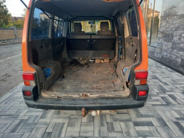 Оранжевый Фольксваген Transporter, объемом двигателя 3 л и пробегом 600 тыс. км за 3400 $, фото 7 на Automoto.ua