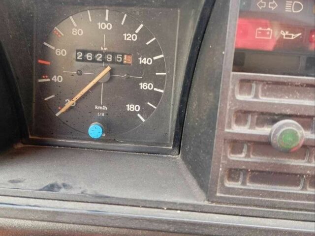 Помаранчевий Фольксваген Transporter, об'ємом двигуна 2 л та пробігом 262 тис. км за 3000 $, фото 4 на Automoto.ua