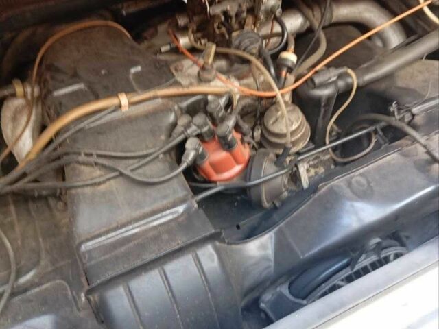 Помаранчевий Фольксваген Transporter, об'ємом двигуна 2 л та пробігом 262 тис. км за 3000 $, фото 3 на Automoto.ua