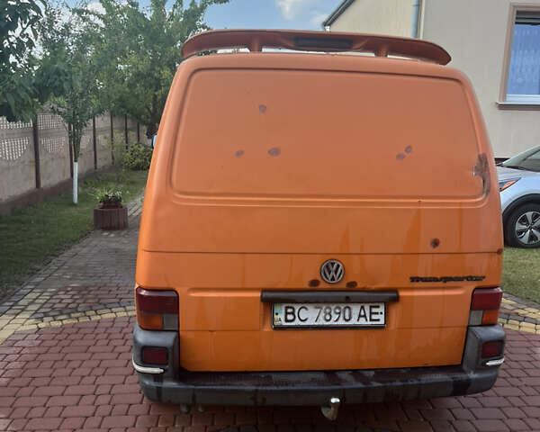 Помаранчевий Фольксваген Transporter, об'ємом двигуна 1.9 л та пробігом 477 тис. км за 3500 $, фото 1 на Automoto.ua