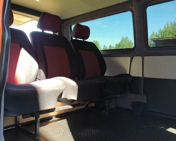 Помаранчевий Фольксваген Transporter, об'ємом двигуна 1.9 л та пробігом 434 тис. км за 7100 $, фото 3 на Automoto.ua