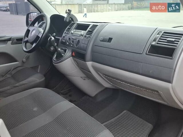 Оранжевый Фольксваген Transporter, объемом двигателя 2.5 л и пробегом 355 тыс. км за 7500 $, фото 12 на Automoto.ua