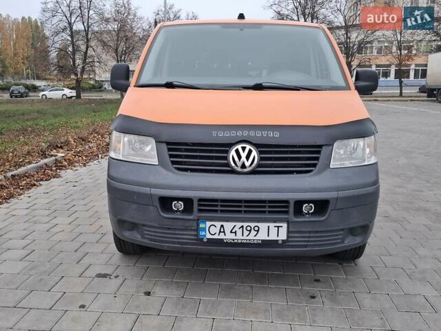 Оранжевый Фольксваген Transporter, объемом двигателя 2.5 л и пробегом 355 тыс. км за 7500 $, фото 7 на Automoto.ua