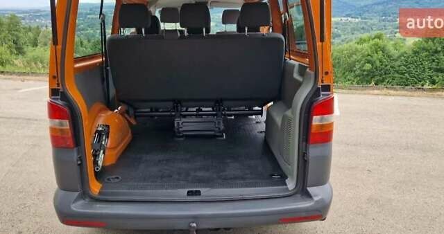 Оранжевый Фольксваген Transporter, объемом двигателя 2 л и пробегом 272 тыс. км за 9000 $, фото 19 на Automoto.ua