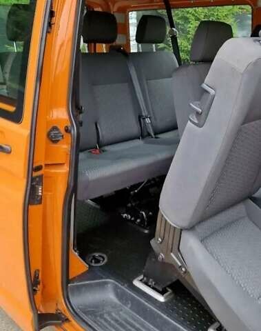 Оранжевый Фольксваген Transporter, объемом двигателя 2 л и пробегом 272 тыс. км за 9000 $, фото 20 на Automoto.ua