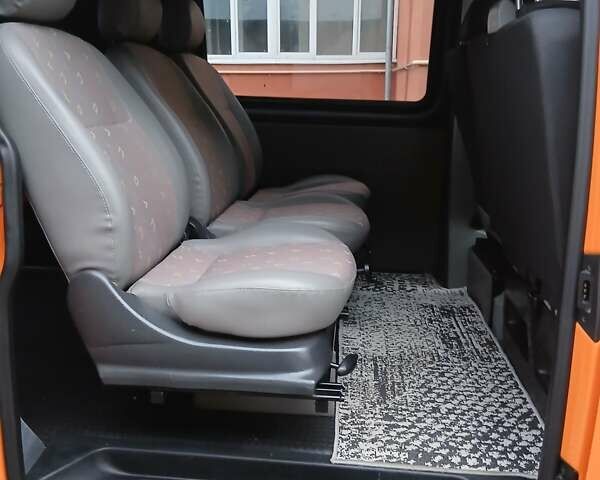 Оранжевый Фольксваген Transporter, объемом двигателя 1.97 л и пробегом 258 тыс. км за 15500 $, фото 48 на Automoto.ua