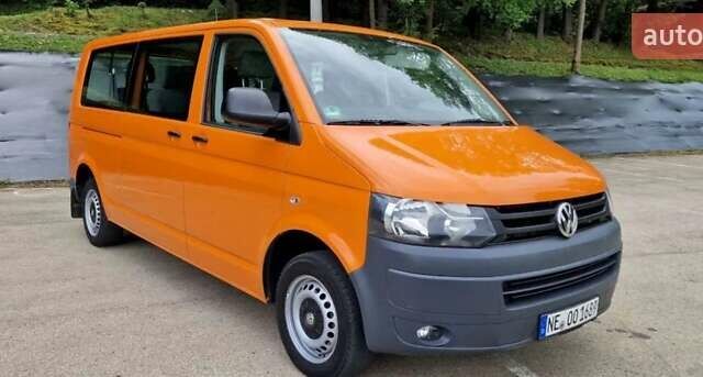 Оранжевый Фольксваген Transporter, объемом двигателя 2 л и пробегом 272 тыс. км за 9000 $, фото 3 на Automoto.ua