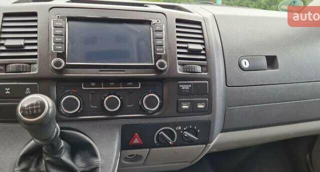 Оранжевый Фольксваген Transporter, объемом двигателя 2 л и пробегом 272 тыс. км за 9000 $, фото 11 на Automoto.ua