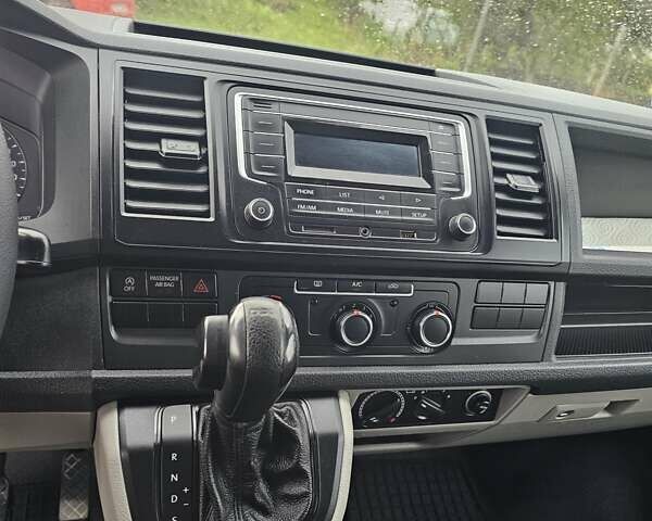 Помаранчевий Фольксваген Transporter, об'ємом двигуна 2 л та пробігом 192 тис. км за 26500 $, фото 11 на Automoto.ua