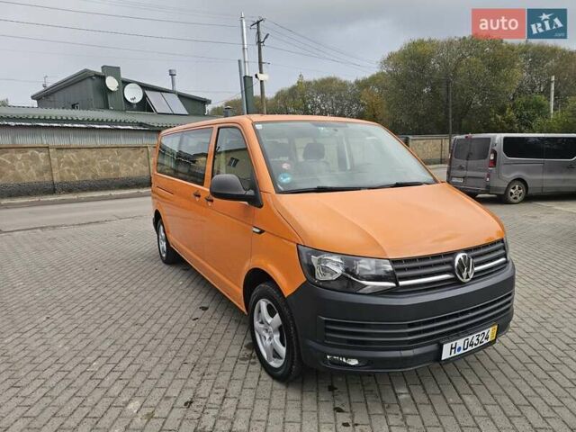 Помаранчевий Фольксваген Transporter, об'ємом двигуна 2 л та пробігом 192 тис. км за 26500 $, фото 3 на Automoto.ua