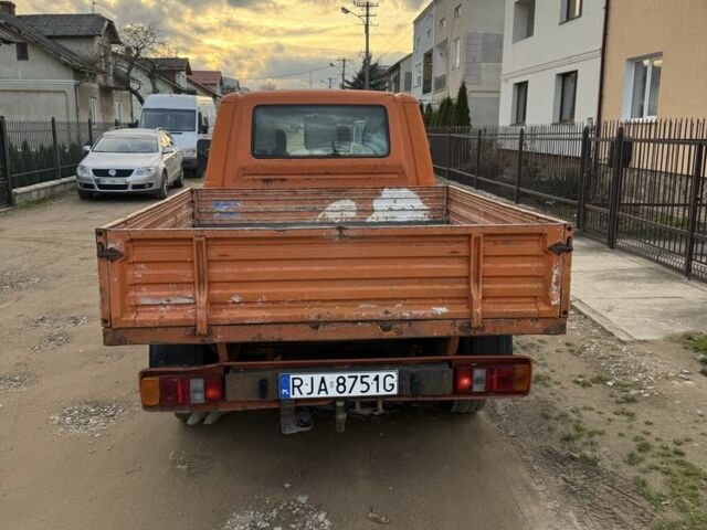 Оранжевый Фольксваген Transporter, объемом двигателя 2.5 л и пробегом 305 тыс. км за 3700 $, фото 7 на Automoto.ua