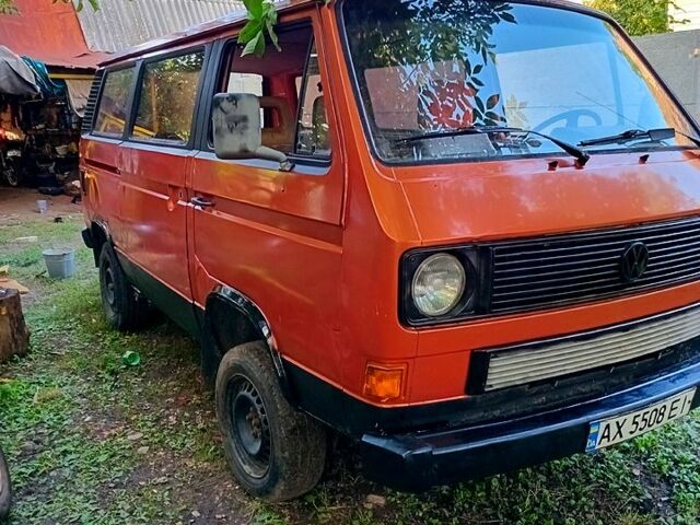 Помаранчевий Фольксваген Transporter, об'ємом двигуна 2.1 л та пробігом 500 тис. км за 1350 $, фото 1 на Automoto.ua