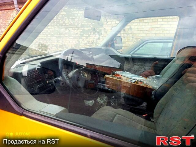 Оранжевый Фольксваген Transporter, объемом двигателя 2.5 л и пробегом 0 тыс. км за 3500 $, фото 7 на Automoto.ua