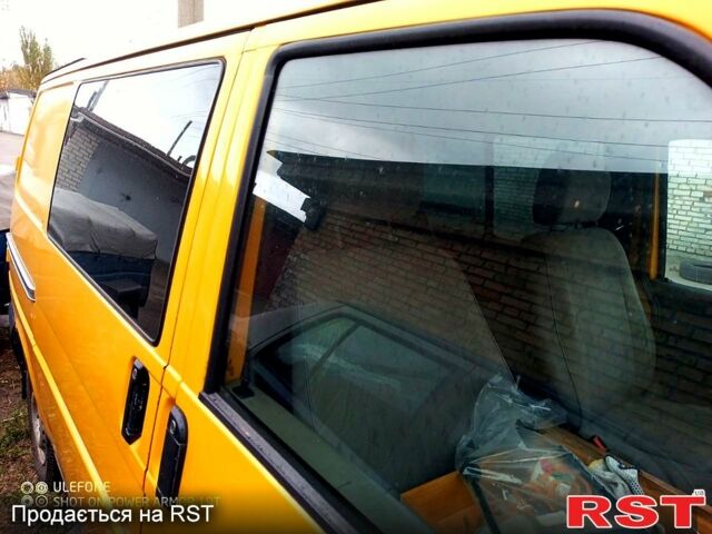 Оранжевый Фольксваген Transporter, объемом двигателя 2.5 л и пробегом 0 тыс. км за 3500 $, фото 5 на Automoto.ua