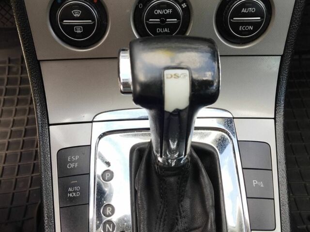 Черный Фольксваген Variant, объемом двигателя 2 л и пробегом 238 тыс. км за 6800 $, фото 5 на Automoto.ua