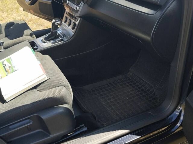 Черный Фольксваген Variant, объемом двигателя 2 л и пробегом 238 тыс. км за 6800 $, фото 14 на Automoto.ua