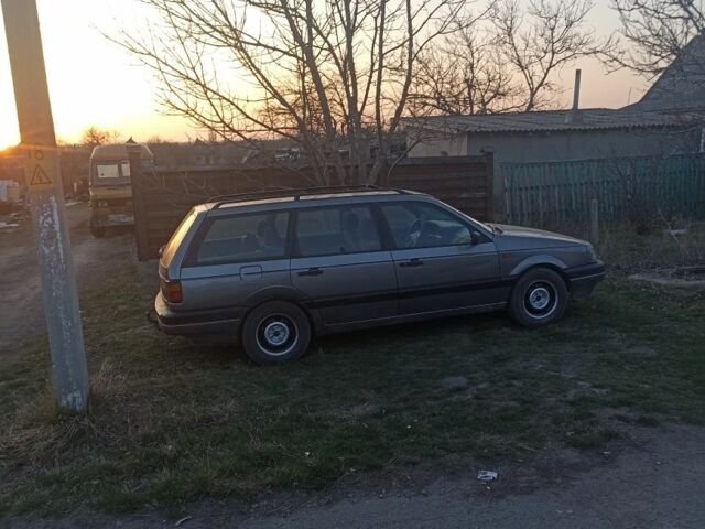 Серый Фольксваген Variant, объемом двигателя 2 л и пробегом 310 тыс. км за 1500 $, фото 3 на Automoto.ua