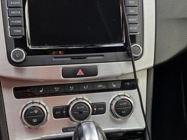 Серый Фольксваген Variant, объемом двигателя 2 л и пробегом 275 тыс. км за 11850 $, фото 4 на Automoto.ua