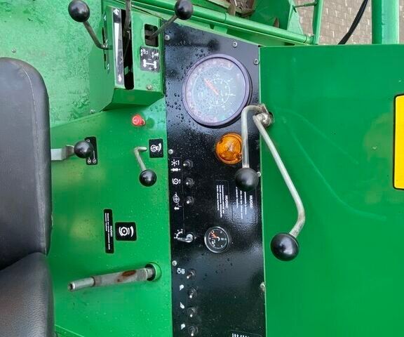 Зеленый Вольво 1150, объемом двигателя 0 л и пробегом 0 тыс. км за 18620 $, фото 14 на Automoto.ua