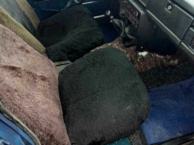 Синий Вольво 240, объемом двигателя 0 л и пробегом 1 тыс. км за 1000 $, фото 9 на Automoto.ua