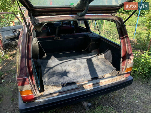 Фиолетовый Вольво 244, объемом двигателя 2.4 л и пробегом 415 тыс. км за 1500 $, фото 7 на Automoto.ua